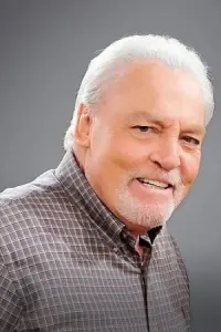 Photo Stacy Keach