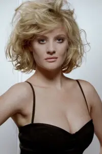 Photo Romola Garai