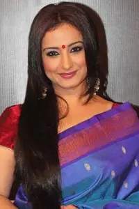 Photo Divya Dutta