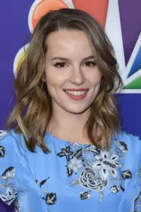 Photo Bridgit Mendler