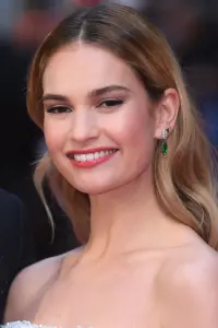 Photo Lily James