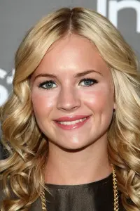 Photo Britt Robertson