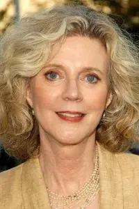 Photo Blythe Danner