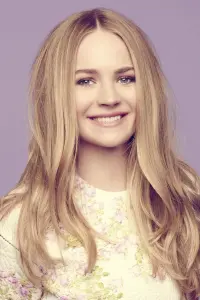 Photo Britt Robertson