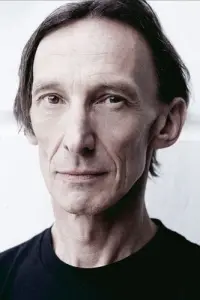 Photo Julian Richings