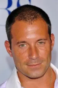 Photo Johnny Messner