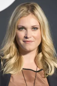 Photo Eliza Taylor