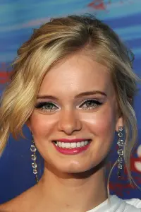 Photo Sara Paxton