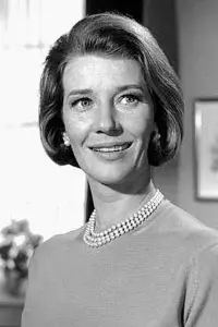 Photo Lois Maxwell