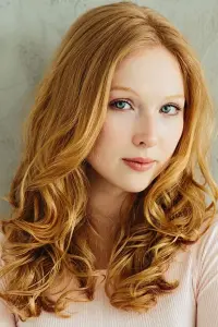 Photo Molly C. Quinn