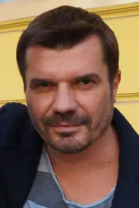 Photo Bogdan Brzyski