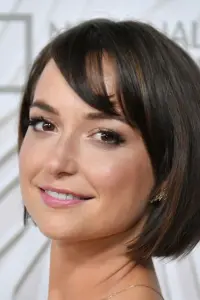 Photo Milana Vayntrub