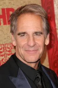 Photo Scott Bakula