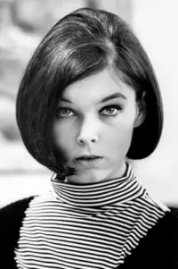 Photo Yvonne Craig