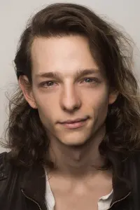 Photo Mike Faist