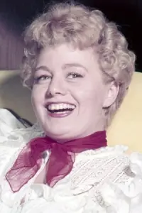 Photo Shelley Winters