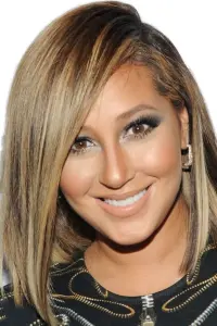 Photo Adrienne Bailon-Houghton