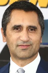 Photo Cliff Curtis