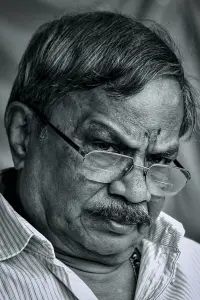 Photo M T Vasudevan Nair