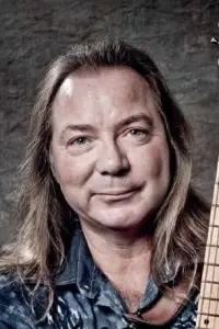 Photo Dave Murray