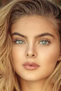 Photo Brighton Sharbino