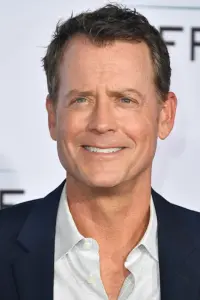 Photo Greg Kinnear