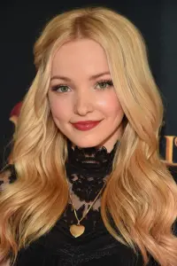 Photo Dove Cameron