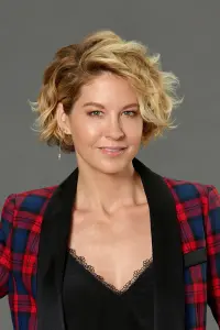 Photo Jenna Elfman