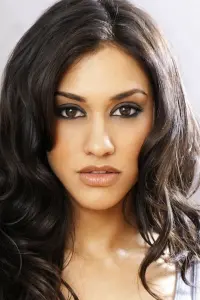 Photo Janina Gavankar