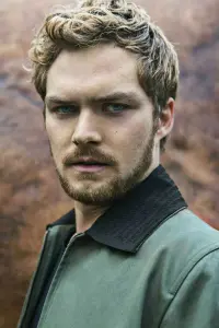 Photo Finn Jones