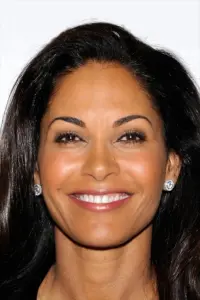 Photo Salli Richardson-Whitfield