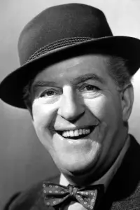 Photo Stanley Holloway