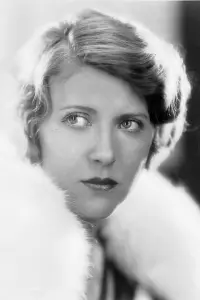 Photo Ruth Chatterton