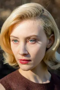 Photo Sarah Gadon