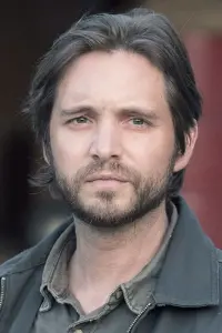 Photo Aaron Stanford