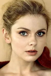 Photo Rose McIver