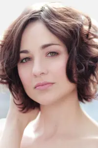 Photo Tuppence Middleton