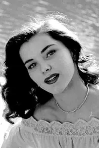 Photo Debra Paget