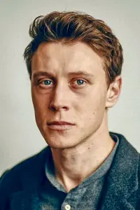 Photo George MacKay