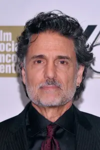 Photo Chris Sarandon