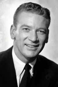 Photo Kenneth Tobey