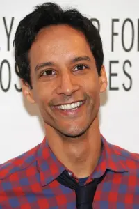 Photo Danny Pudi