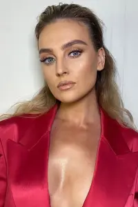 Photo Perrie Edwards