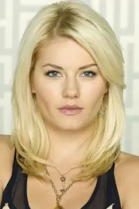 Photo Elisha Cuthbert