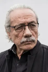 Photo Edward James Olmos