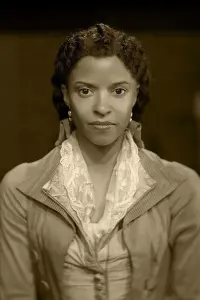 Photo Renée Elise Goldsberry