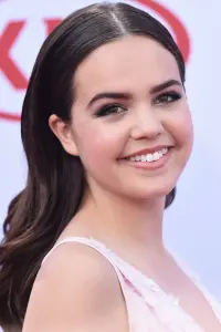 Photo Bailee Madison