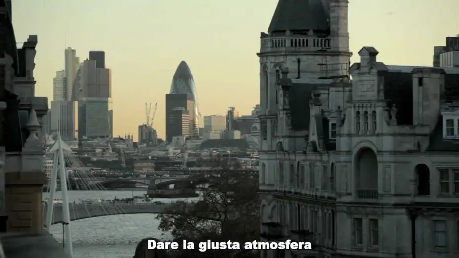 Watch film Skyfall | 007 Skyfall - Featurette "Girare a Londra"