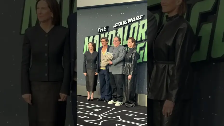 Watch film The Mandalorian & Grogu | This is the way&hellip; to pose for a photo