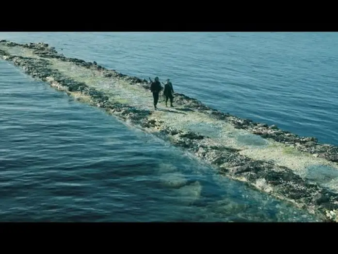 Watch film 28 Years Later | El tiempo no ha curado nada.